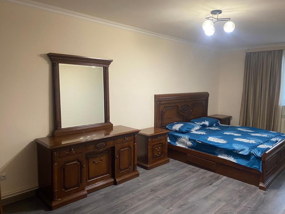 3 Cosy Apartment Near Airport Evn Jerevan Exteriér fotografie